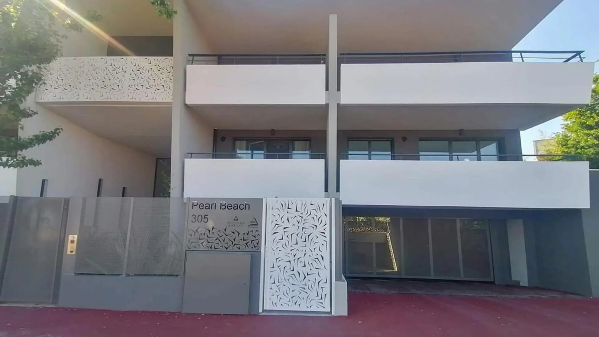Apartment Studio Feet In The Water Friendly Cozy And Unique Villeneuve-Loubet France
