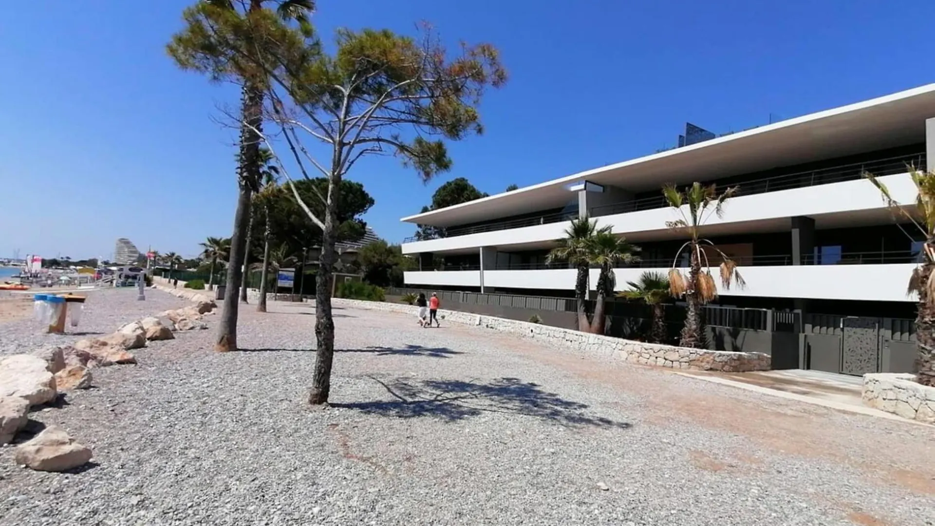 Apartment Studio Feet In The Water Friendly Cozy And Unique Villeneuve-Loubet